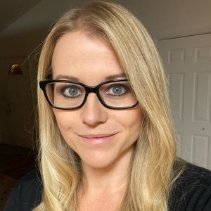 Meet your Posher, Jen